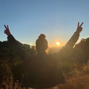 Meet your Posher, Kira